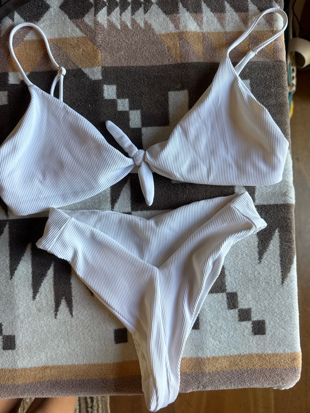 Skatie White Ribbed Tie-Front Bikini Set